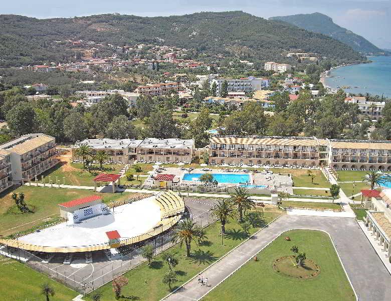 Messonghi Beach Holiday Resort モライティカ エクステリア 写真