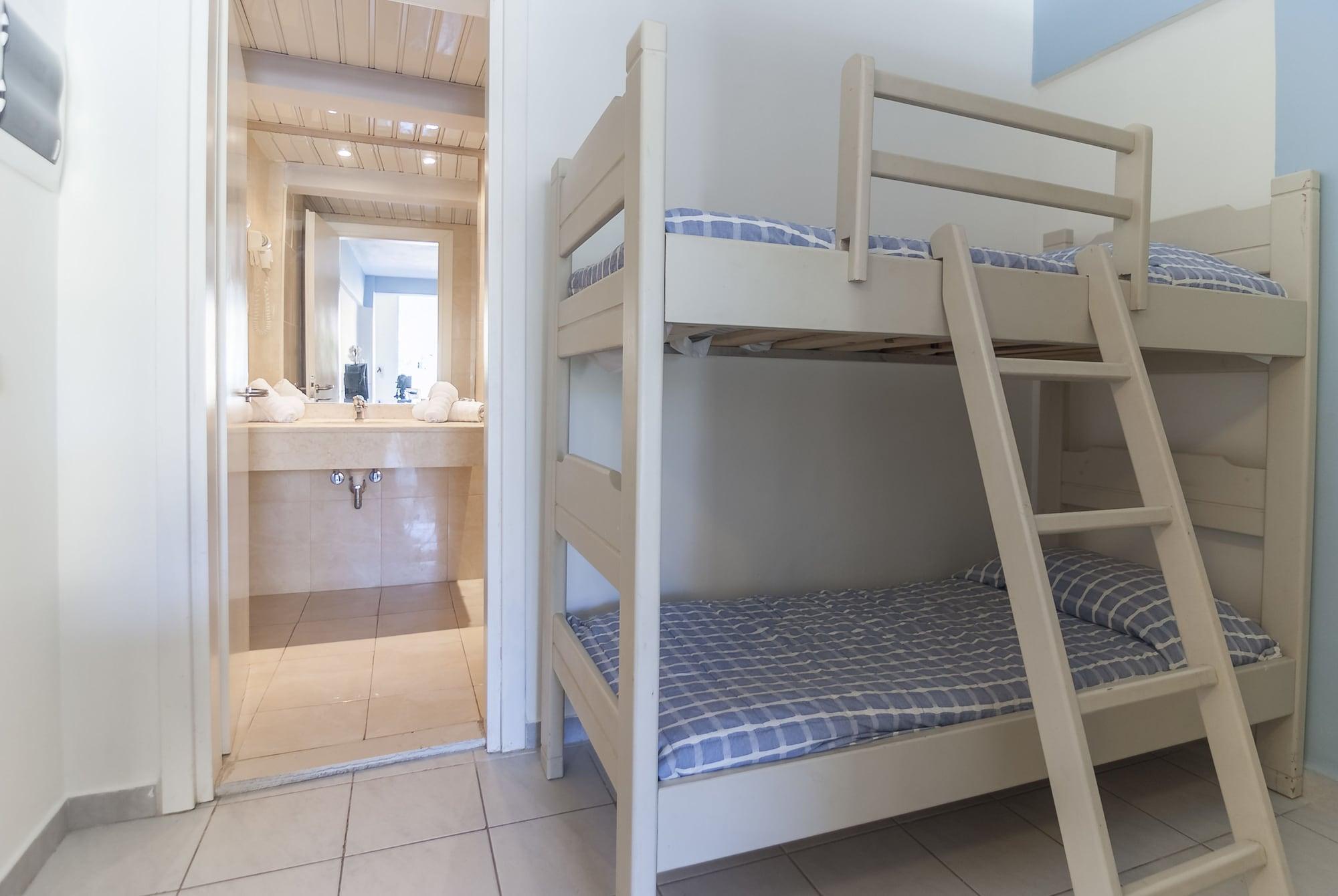 Messonghi Beach Holiday Resort モライティカ エクステリア 写真