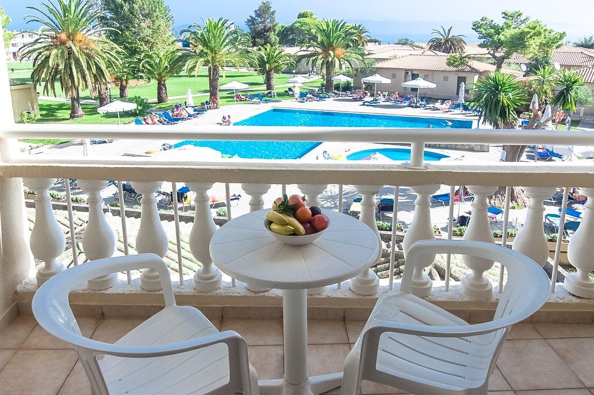 Messonghi Beach Holiday Resort モライティカ エクステリア 写真