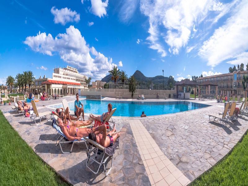 Messonghi Beach Holiday Resort モライティカ エクステリア 写真