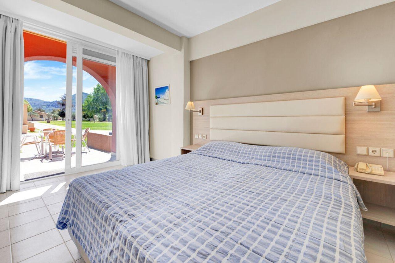 Messonghi Beach Holiday Resort モライティカ エクステリア 写真