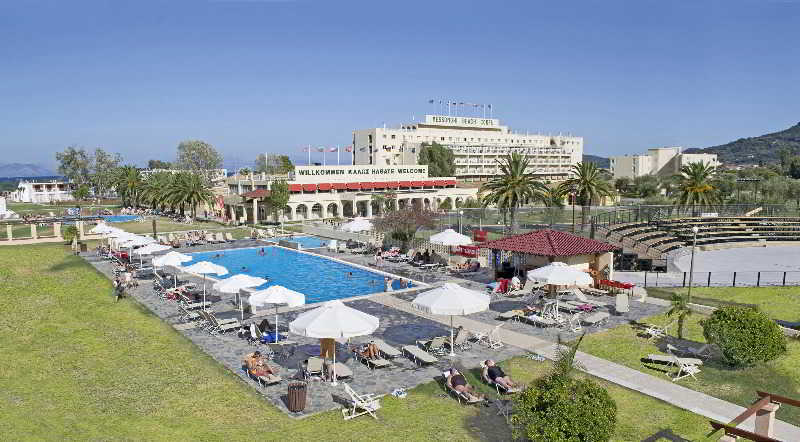 Messonghi Beach Holiday Resort モライティカ エクステリア 写真