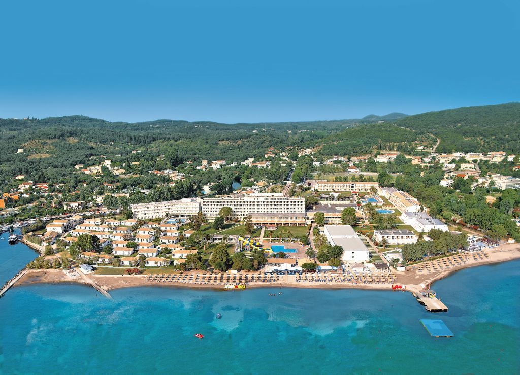 Messonghi Beach Holiday Resort モライティカ エクステリア 写真